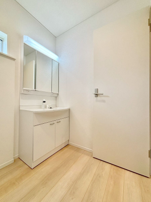 ���ʑ�E���ʏ� ���邢���ʏ��͖����̐g�x�x���y�����ł����Ⴂ�����ł��B