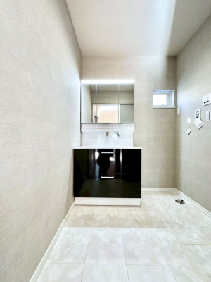 ���̑� �L�X�Ƃ�Ƃ�̂��郉���h���[�X�y�[�X�B  