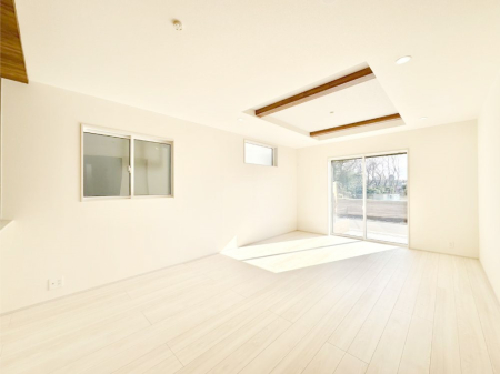 ���̑����� �Ƒ������R�ƏW�܂�e���̃X�y�[�X�ɂȂ肻��    