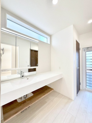 ���ʑ�E���ʏ� �傫�����₷���O�ʋ��Ő�����������ʑ�́A�g�����Ȃ݃`�F�b�N�┧�̂������ɂ������߂ł��B 