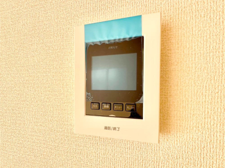 ���̑����� TV���j�^�[�t�C���^�[�t�H�����t���Ă��ăZ�L�����e�B�[��