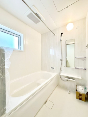 ���� ����̔�������Ă���閾�邢�������̂���o�X���[��