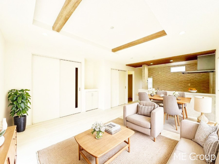 ���r���O �������������͋C�̂k�c�j�͉Ƒ��݂�Ȃ̉��K��ԁ��Ƌ��CG�ł�