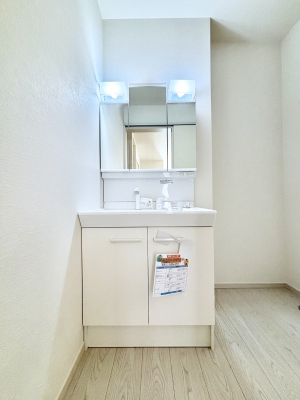 ���ʑ�E���ʏ� �傫�����₷���O�ʋ��Ő�����������ʑ�́A�g�����Ȃ݃`�F�b�N�┧�̂������ɂ������߂ł��B 