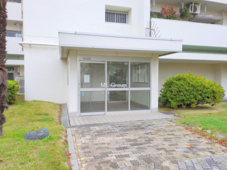 �G���g�����X -