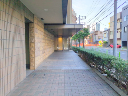 �G���g�����X -