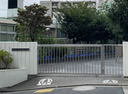 ӊ wZ 550m 旧a̐XwZ