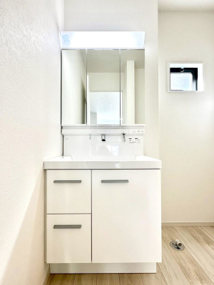 ���ʑ�E���ʏ� �傫�����₷���O�ʋ��Ő�����������ʑ�́A�g�����Ȃ݃`�F�b�N�┧�̂������ɂ������߂ł��B 