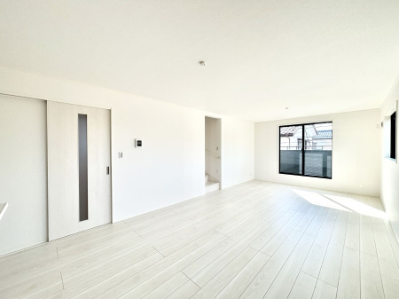 ���r���O ���r���O�K�i���Ƒ��̏Ί�Ɖ�b���Ȃ��ł���܂�  