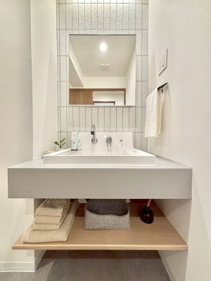 ���ʑ�E���ʏ� ������������ʉ��ώ��Œ��̐g�x�x�����K  