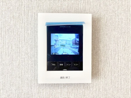 ���̑����� TV���j�^�[�t���C���^�[�t�H���Ŗh�Ɩʂ����S�ł��B