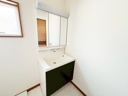 ʑEʏ [͂Ƌ@\ɗDꂽʉϑ