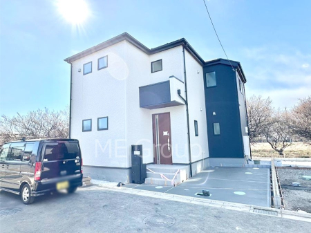 ���n�O�ώʐ^ �������ꂽ�O�ρA�㎿�ȏZ��Ԃ��L���鎺���͉i�����S���ĉ߂�����Z���ł��B 