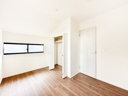 �q������ ���q���܂̂������Ƃ��Ă��I�ߗނ̐������ڂɕ֗��ȃN���[�[�b�g�t���̗m���B