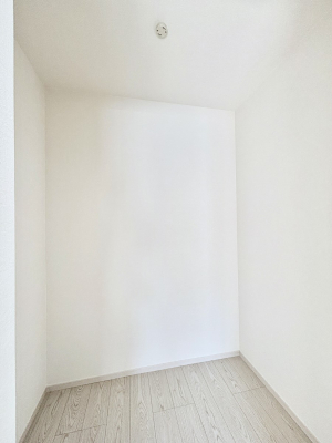 ���̑� �E�H�[�N�C���N���[�[�b�g�t���Ő�����Ԃ��L�����p�ł��܂��B