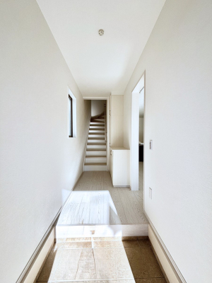 ���[ �t�@�~���[�N���[�[�b�g�͉Ƒ��݂�Ȃŋ��L�ł�����[�X�y�[�X