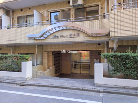 �G���g�����X -