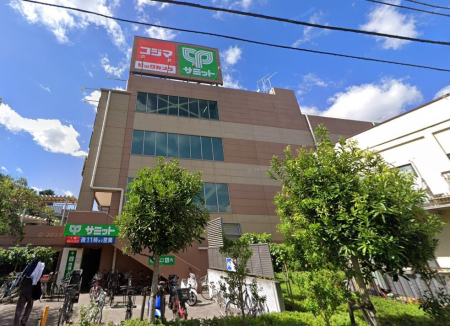 ���ӊ� �X�[�p�[ 700m �T�~�b�g�X�g�A ����X