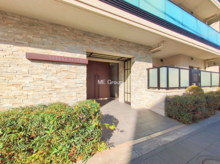 �G���g�����X -