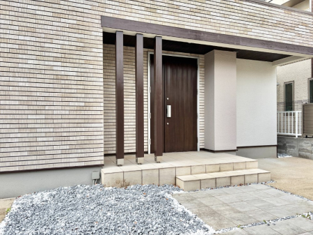 ���� ��؂ȉƑ��A���q���o�}���錺�ցB���֑O�͉����t���ŉJ���~���Ă��Ă��G��ɂ����ł��B 