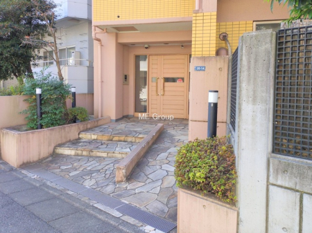 �G���g�����X -