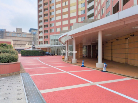 �G���g�����X -