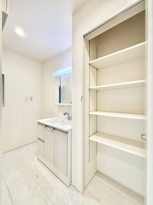 ���̑� �^�I������ʗp��̃X�g�b�N�ނ�u����֗��ȉ��I���̒E�ߏ�B