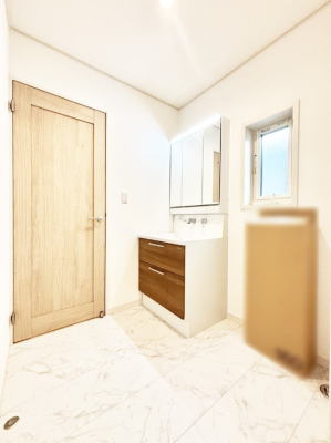 ���̑� ��Ƃ�̐��ʃX�y�[�X�Œ��̐g�x�x�����N���N