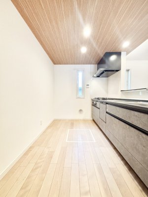 �L�b�`�� ��Ƃ肠��L�b�`���ł͂��Ƒ��Ɗy�������������ł��܂��B