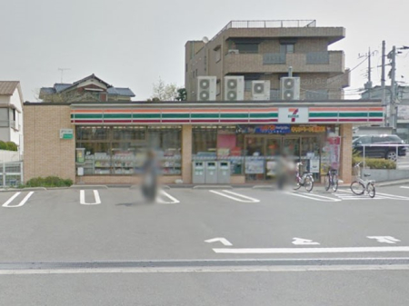 ���ӊ� �R���r�j 370m �Z�u��-�C���u����Y�a�P���ړX