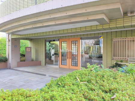 �G���g�����X -