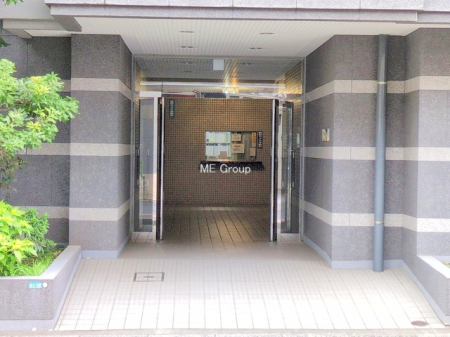 �G���g�����X -