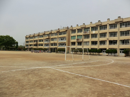 ���ӊ� ���w�Z 650m ��z�s�����P�֐����w�Z