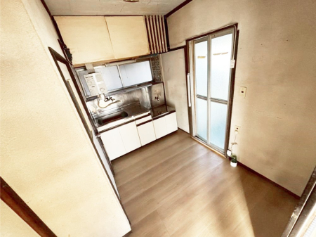 ���̑����� �Ƒ������R�ƏW�܂�e���̃X�y�[�X�ɂȂ肻��