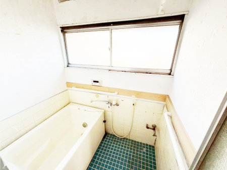 ���� ����̔�������Ă���閾�邢�������̂���o�X���[��