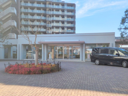 �G���g�����X -