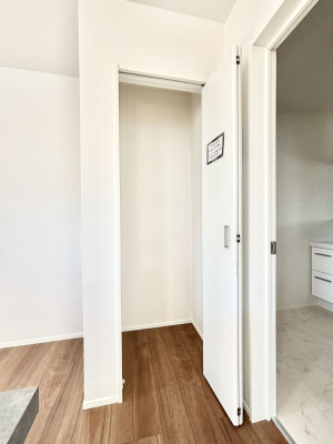 ���̑����� �L�b�`�������[�I�H�ނ̃X�g�b�N�͂������A���p�i�̎��[�Ȃǎg�����͂��낢��I  