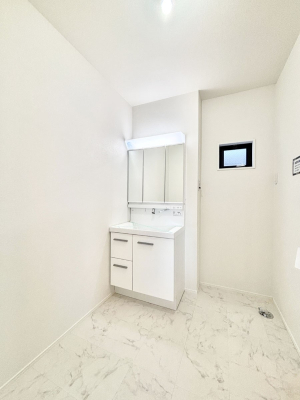 ���ʑ�E���ʏ� ���邢���ʏ��͖����̐g�x�x���y�����ł����Ⴂ�����ł��B