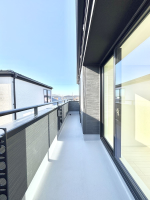 �o���R�j�[ ������̃o���R�j�[�I���Ƒ��̐��󕨂͂������A���z�c�������Ղ花���܂��I