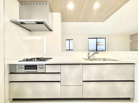 �L�b�`�� �������������I�ɁA�y�����I�V�X�e���L�b�`��  