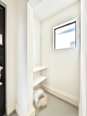 ���[ �V���[�Y�C���N���[�N�t���I�J���x�r�[�J�[���u���܂��B