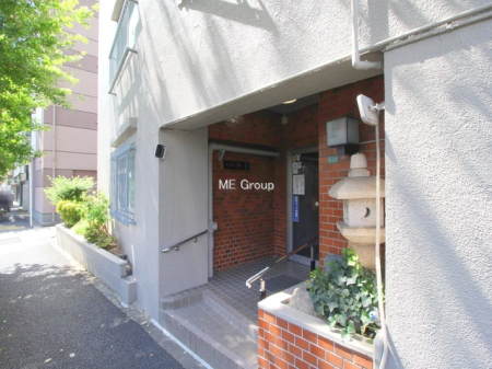 �G���g�����X -