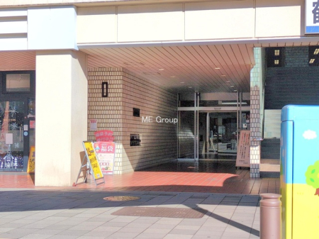 �G���g�����X -