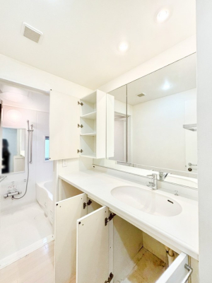 ���̑����� �X�C�b�`1�ň��ʂ̓��𗁑��ɒ�������A�ۉ���ǂ��������\�I