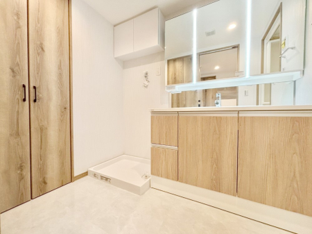 ���ʑ�E���ʏ� ��Ƃ�̐��ʃX�y�[�X�Œ��̐g�x�x���X���[�Y��