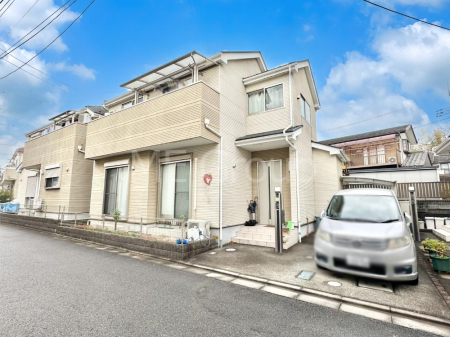 ���n�O�ώʐ^ �������ꂽ�O�ρA�㎿�ȏZ��Ԃ��L���鎺���͉i�����S���ĉ߂�����Z���ł��B 