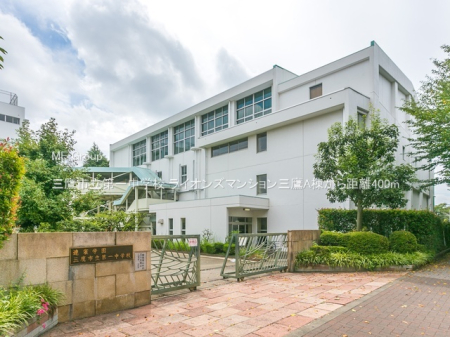 ���ӊ� ���w�Z 400m �O��s����ꒆ�w�Z