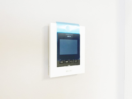 ���̑����� TV���j�^�[�t�C���^�[�t�H�����t���Ă��ăZ�L�����e�B�[��  