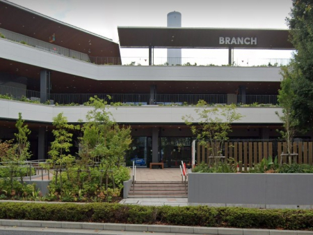 ���ӊ� �V���b�s���O�Z���^�[ 800m �u�����`���z