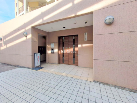 �G���g�����X -